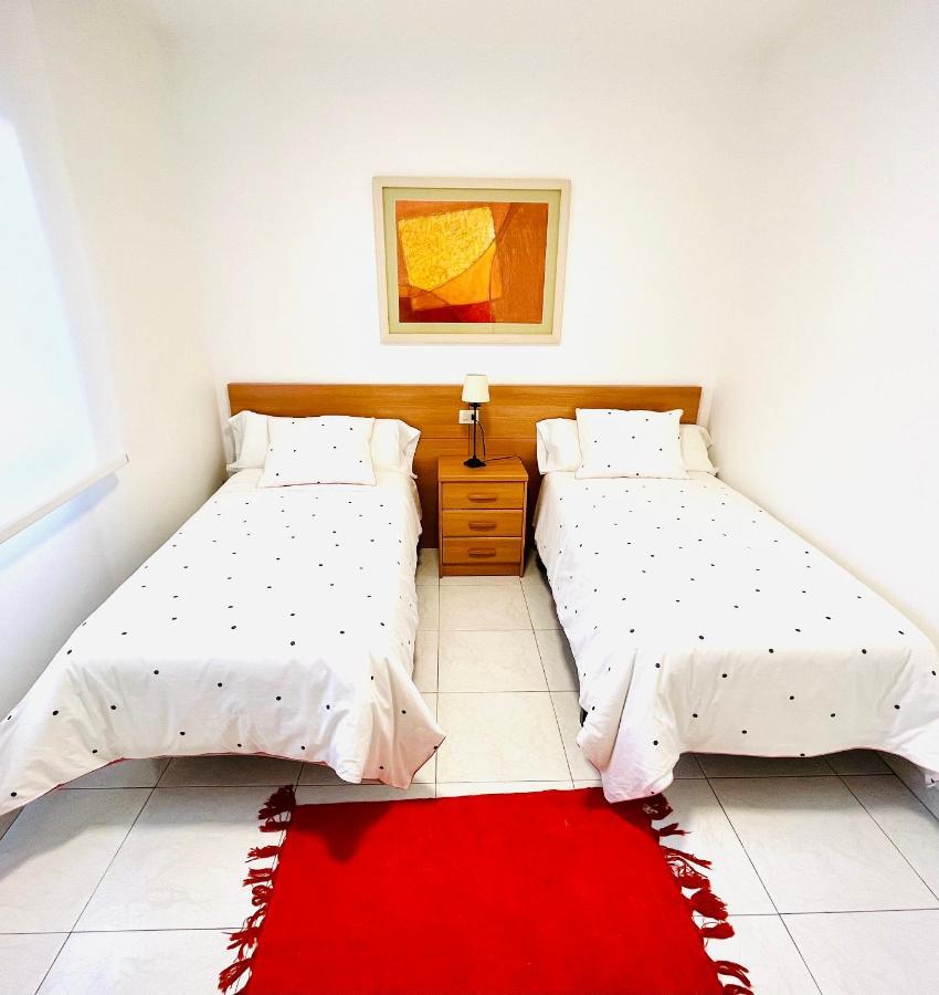 Apartamentos Faro Da Rocha O Grove Buitenkant foto